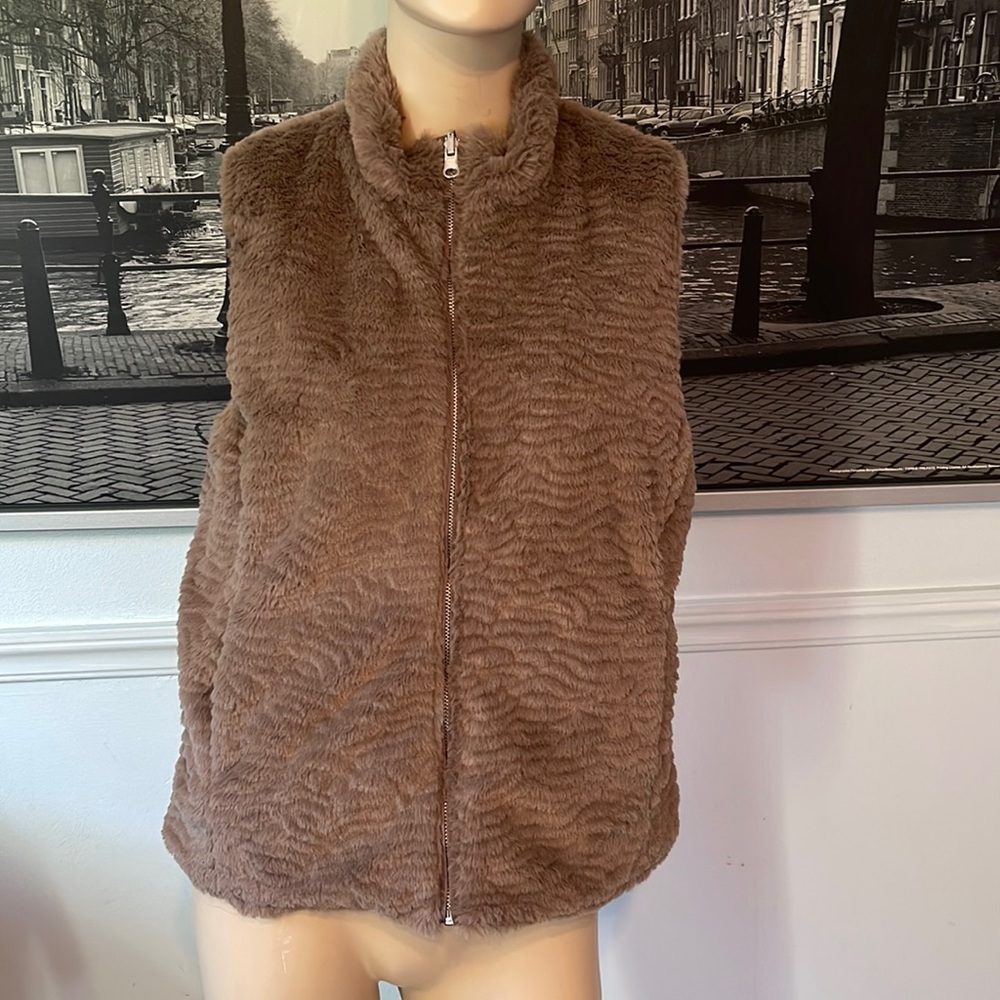 fever, reversible vest